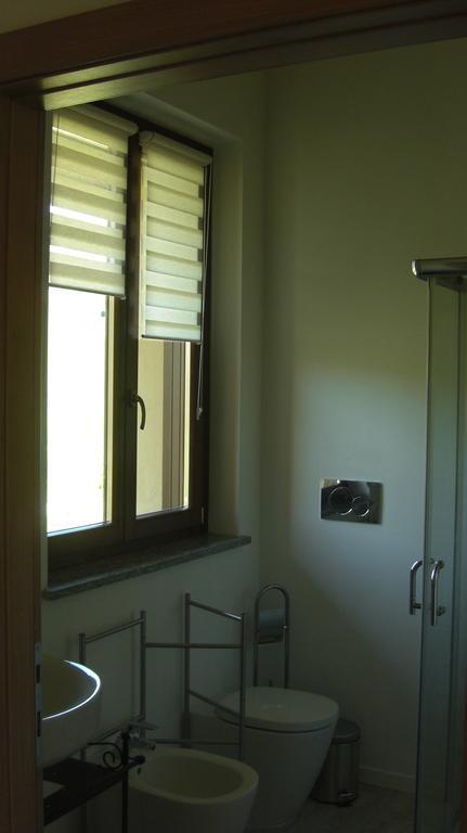 B&B Rooms モンカルヴォ 部屋 写真
